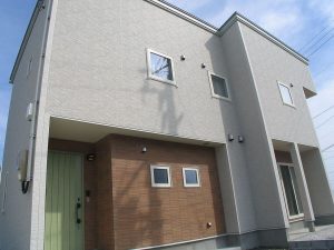 書斎がある5LDKのコンパクトな家