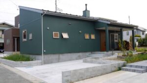 薪ストーブのある2人暮らしの平屋