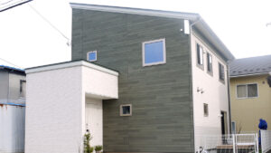 畳の小上がりがある家