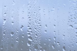 結露って実は危険？ 家の結露を防止する方法10選