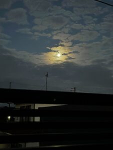 中秋の名月を楽しめる家