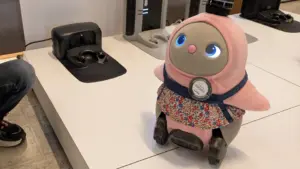 癒されるけど、増やせない…ペット型ロボットの誘惑